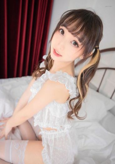 欧美风格庭院图片大全_十万网红美女美酱