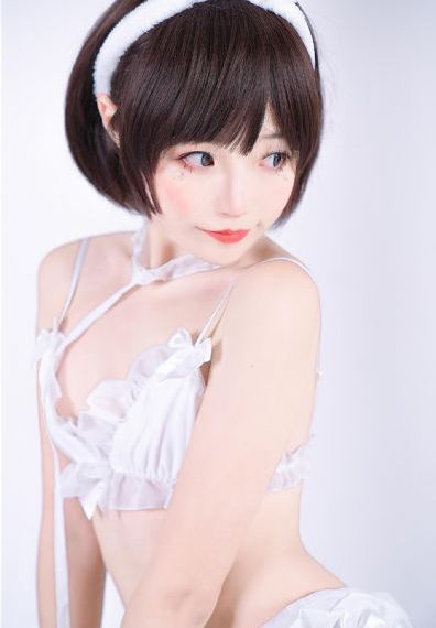 宝马x5国产直播_1080P高清在线