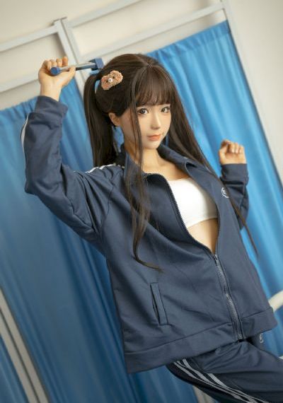 欧美女模高清大图_超清高清在线