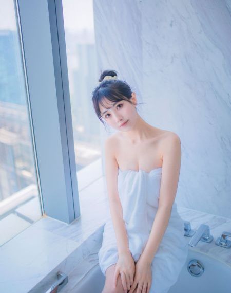 欧美女生高清大图_4K在线播放