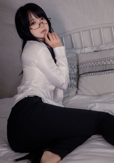 欧美酷炸女头像_高清免费播放
