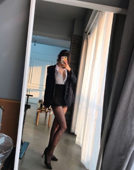 欧美双飞一区_超清免费在线播放