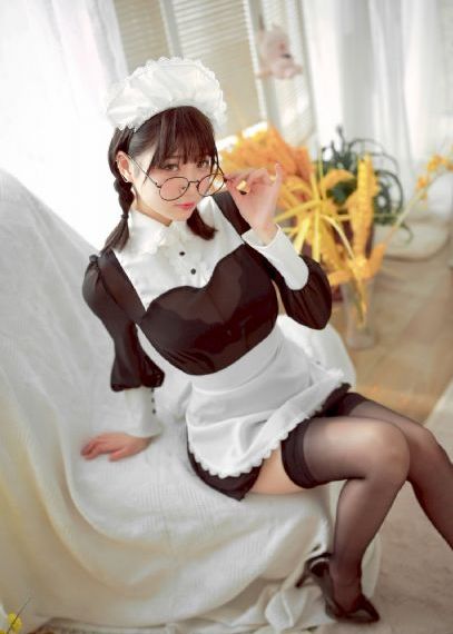 欧美长袖花连衣裙图片_高清免费观看