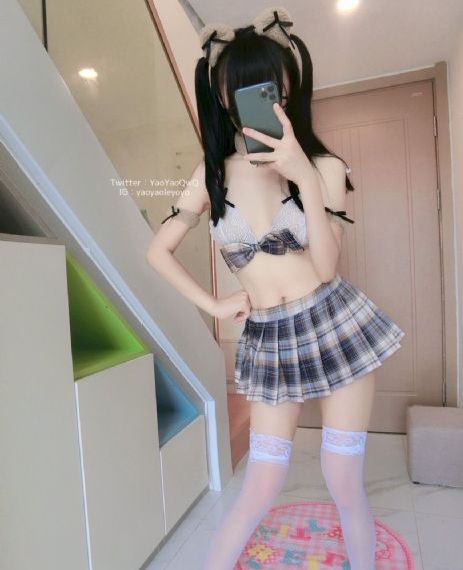 国产av草莓久久_剧情片免费观看最新