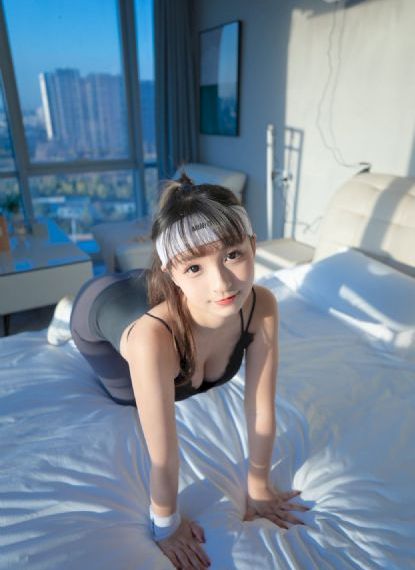 亚洲欧美综合二区_在线完整观看