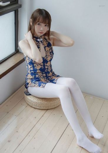 欧美牛仔裤明星街拍_超清迅雷电影在线