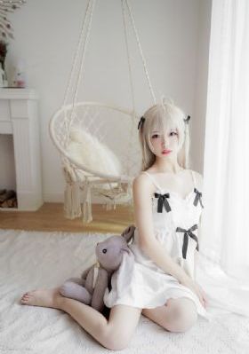 欧美翘臀后入式_蓝光高清迅雷在线观看