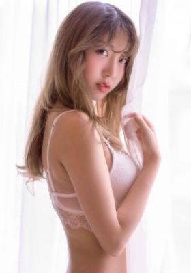 欧美男体恤穿法_超清HD高清在线观看